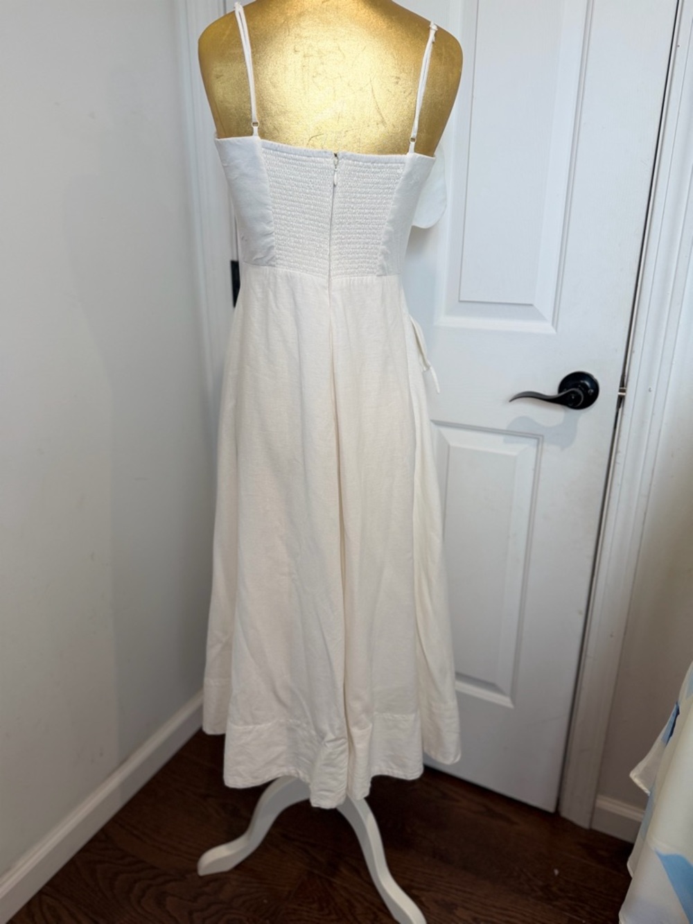 FARM Rio Cream Midi Dress with Floral Appliqué - Picture 10 of 16